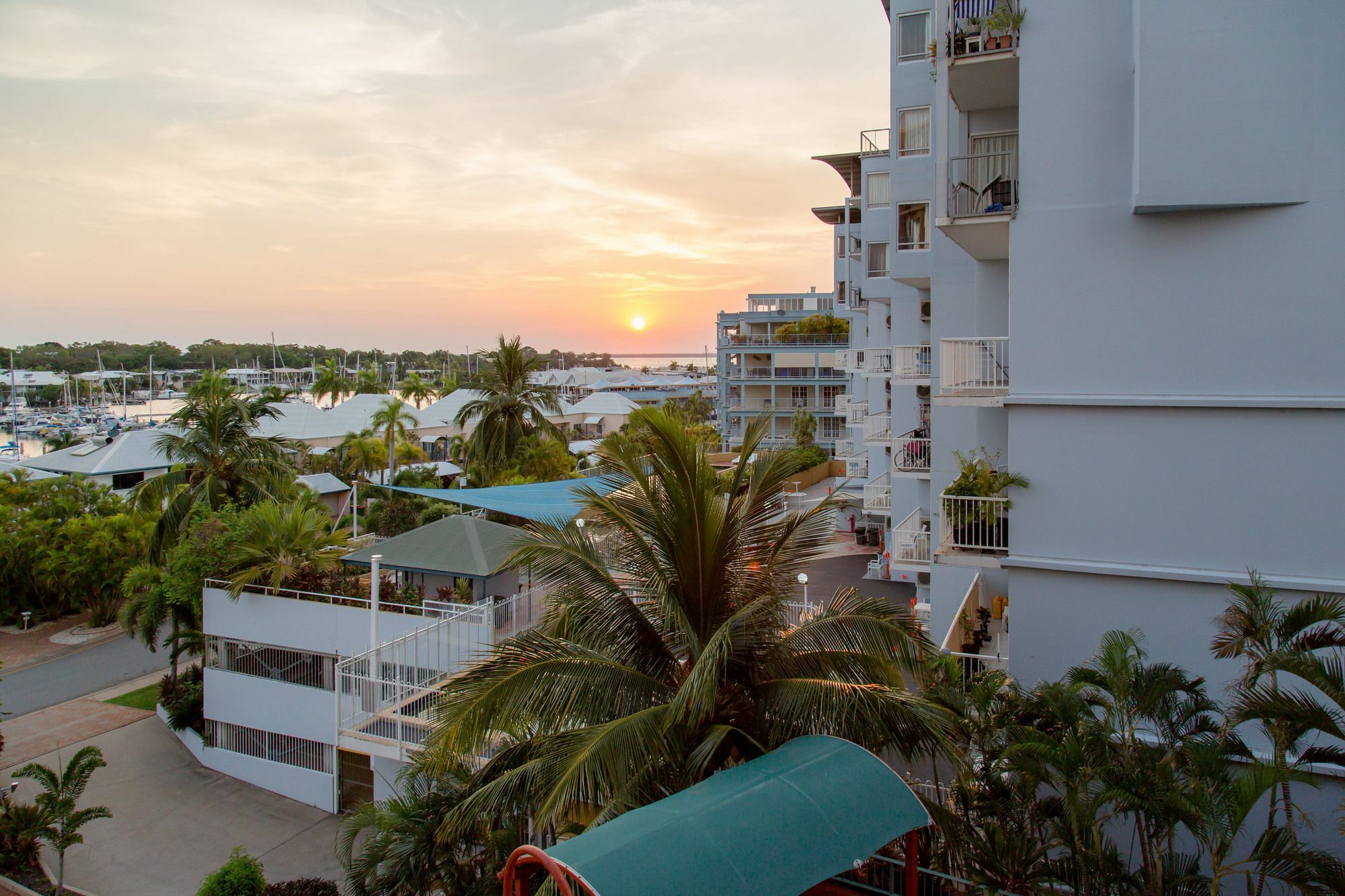 Cullen Bay Resorts Darwin Eksteriør billede